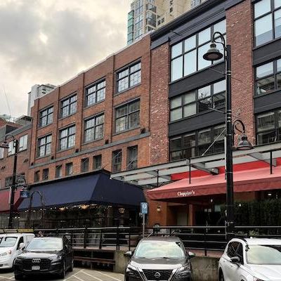 Yaletown Mainland Street
