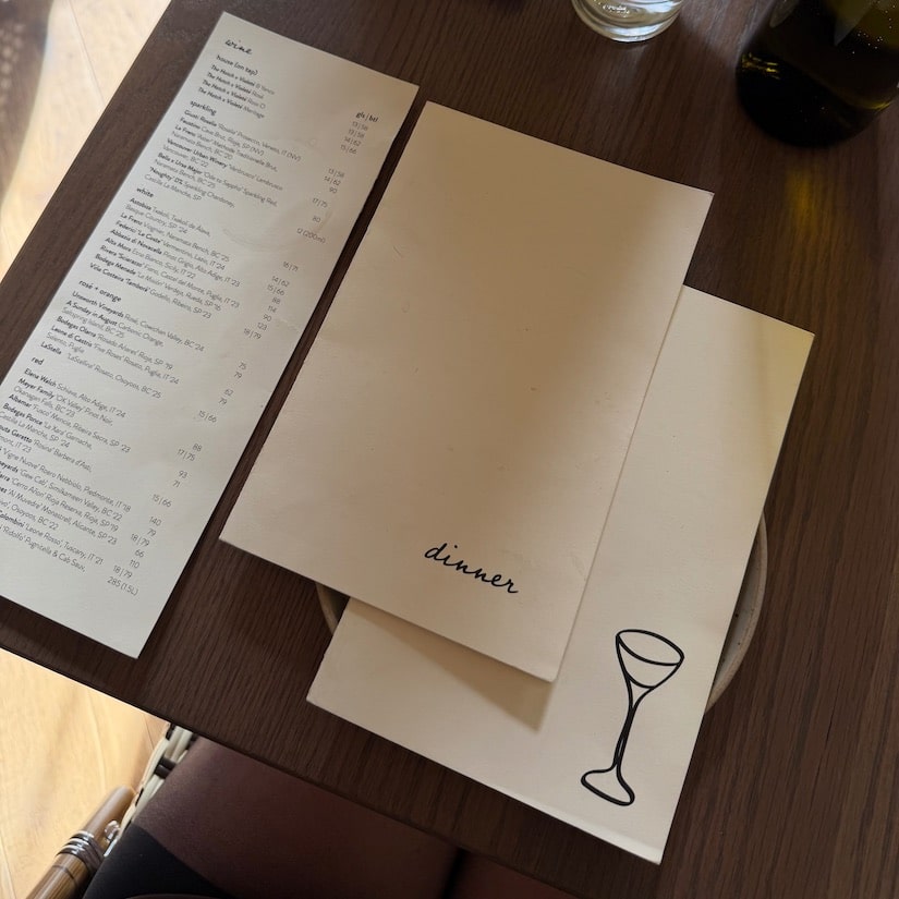 Voilete restaurant menus